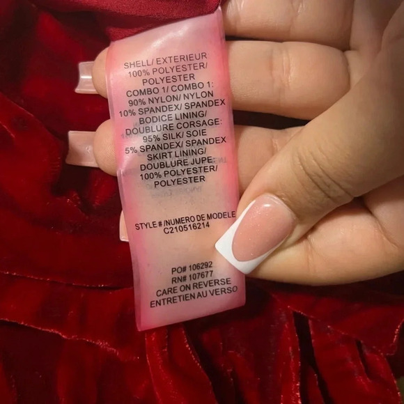 ALICE + OLIVIA Women’s Velvet Red Rose Dress - Picture 13 of 16